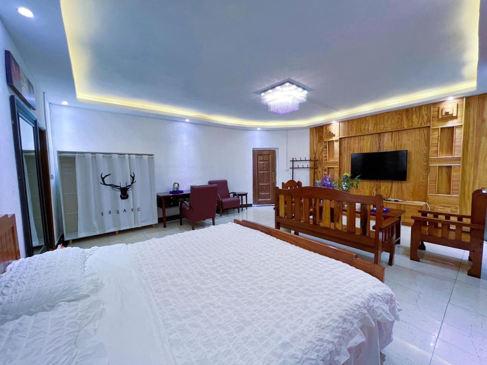 Grand Leone Hotel Freetown Dış mekan fotoğraf